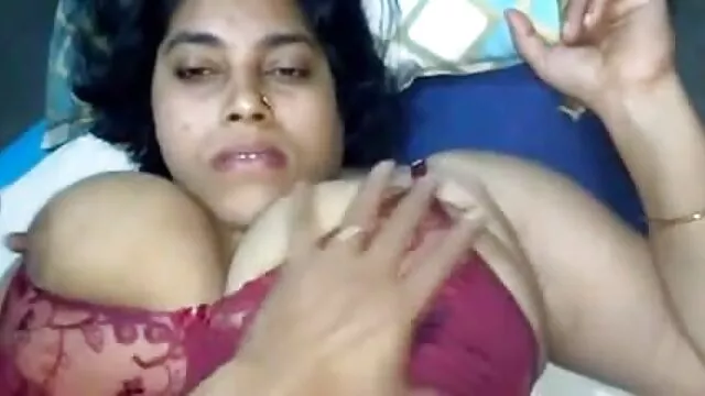 - கவர்ச்சியான xnxx காலை செக்ஸ் மாற்றாந்தாய் தனது பெரிய உரிமைகளை எதிர்க்கிறது