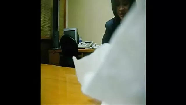 வெப்கேமில் நான் சிறிய மார்பக அழகி காதல் காலை செக்ஸ் குந்து