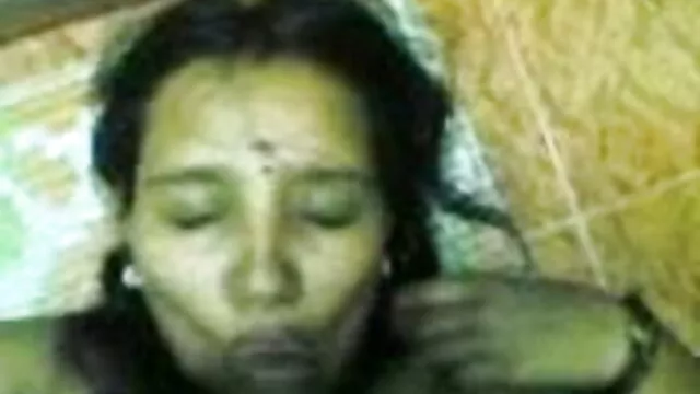 ஒரு விருந்தில் அமெச்சூர் தனியா நல்ல ஆபாச லெஸ்பியன்