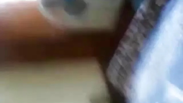 எண்ணெயுடன் மேல் ஆபாச லெஸ்பியன் சூடான சிவப்பு உடை