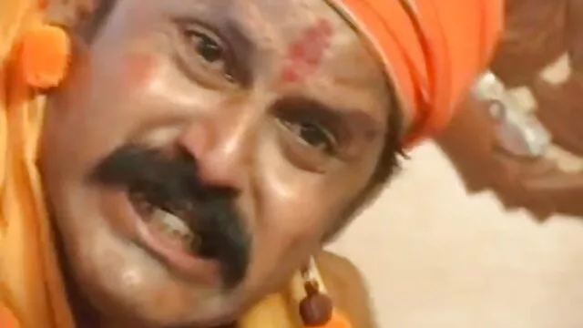 ஜேட் ஜாக்பாட் போக்கர் சிறந்த கடினமான ஆபாச பந்தயத்தை இழந்து ஒரு ஓய்வறையில் சிக்கிக் கொள்கிறார்