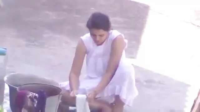 சிறிய ரெட்ஹெட் லெக்ஸ் xxx hd மேல் ஸ்டீல் 1 கால் சேவல்