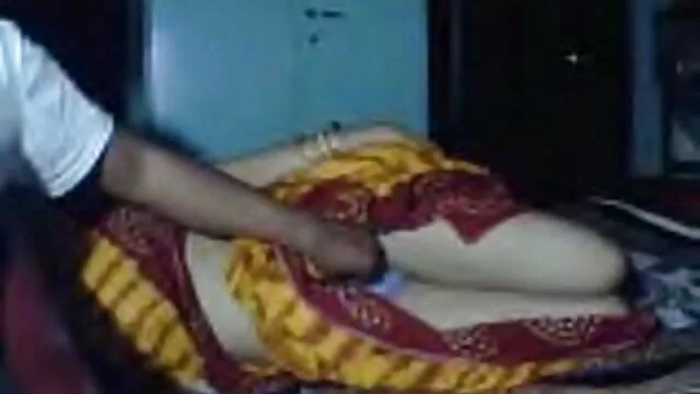 கனேல் தோல் உயர் தரமான xxx லத்தீன் குத ஸ்லட்