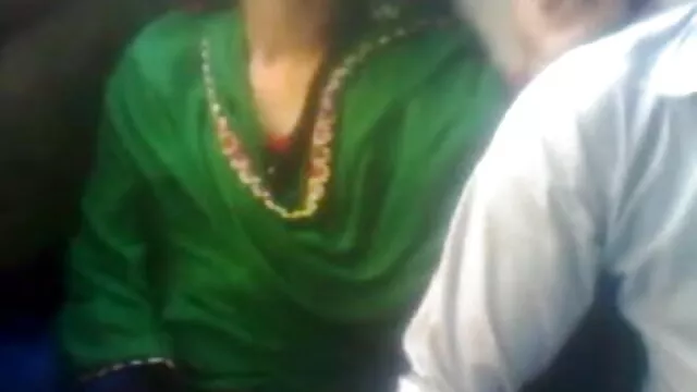 ஹார்னி மில்ஃப் ஒரு அண்டை வீட்டாரைப் பிடிக்கிறார் xnxx சிறந்த பிப்ரவரி