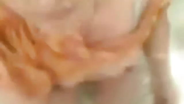 ஆங்கில மில்ஃப் ஆஷ்லே தனது விரல்களை நல்ல செக்ஸ், xxx அவளது ஃபானி வரை தள்ளுகிறான்