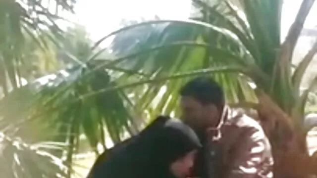 ரூஸ்டர் ஆபாச சிறந்த கார்மென் மற்றும் இவான்