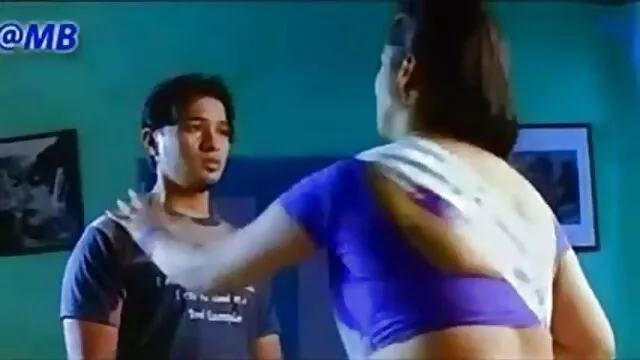 அவளுக்கு அவ்வளவு பெரிய டிக் இல்லை ஆபாச சிறந்த தரம்