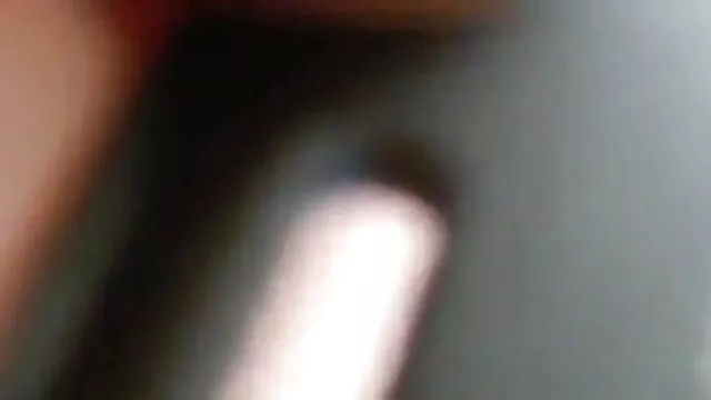 அழகான அரபு பெண் கிண்டல் மேல் டீன் ஆபாச மற்றும் உறிஞ்சும்
