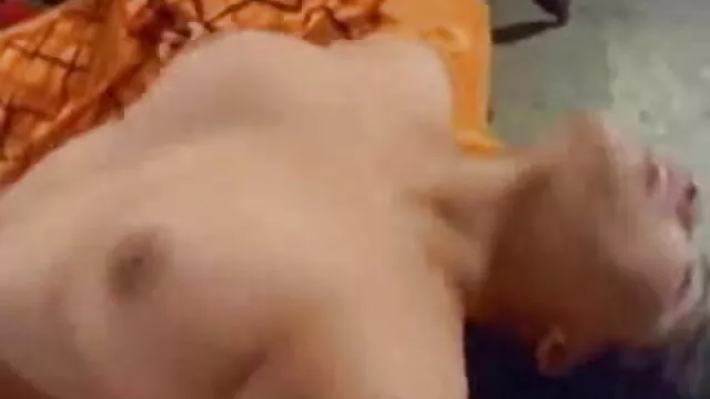டி. பெண் மேல் porn பி. லேடக்ஸ் குத,