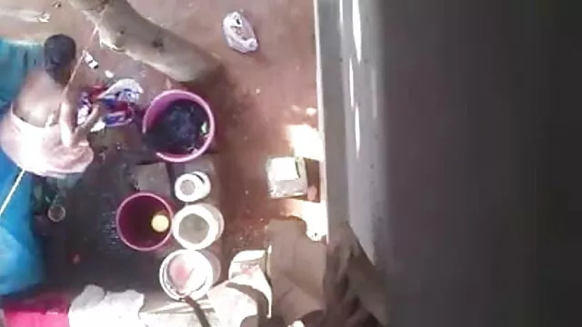 வேசி அவளது சிறந்த செக்ஸ் வீடியோ கழுத்தை முஷ்டி