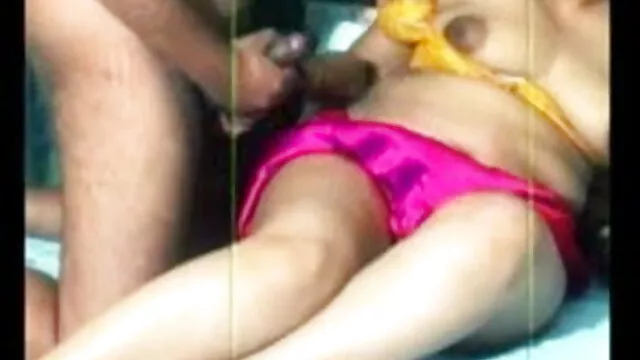 ஆபாச நடிப்பிற்கு டவ் தனியா பெரும்பாலான காதல் porn கொடுக்கிறார்