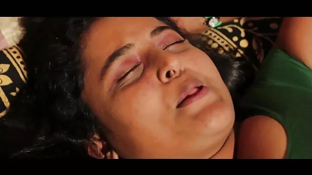 அழகி ஜென்னா ரோஸ் ஆபாச வீடியோ வலைத்தளங்களில் 4 வீட்டு யோகா வகுப்பிற்குப் பிறகு
