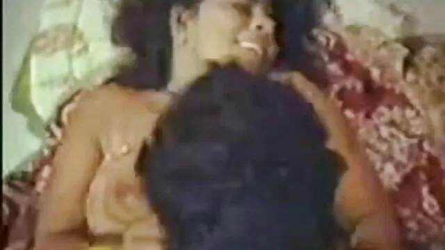 கவர்ச்சியான அழகு கரிசா சிறந்த hd செக்ஸ் வீடியோக்கள் கேன் ஈரமான புண்டை செக்ஸ்