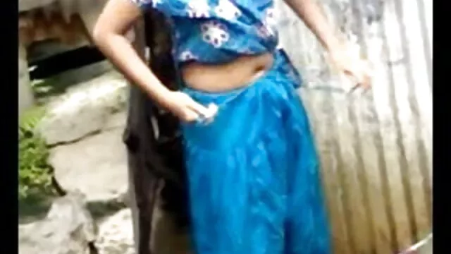 ரிசா மிசுகி ஒரு மனிதனை பைத்தியம் காட்சிகளில் பிடிக்க முயற்சிக்கிறார் - இன்னும் சிறந்த இந்திய என் 69 இல்