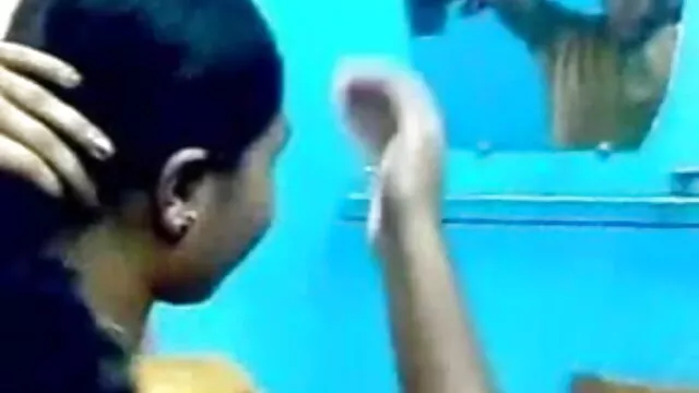 வலிமிகுந்த கவர்ச்சியான முதல் ஆபாச வீடியோ பிரஞ்சு பெண் குதத்தை நேசிக்கிறார்